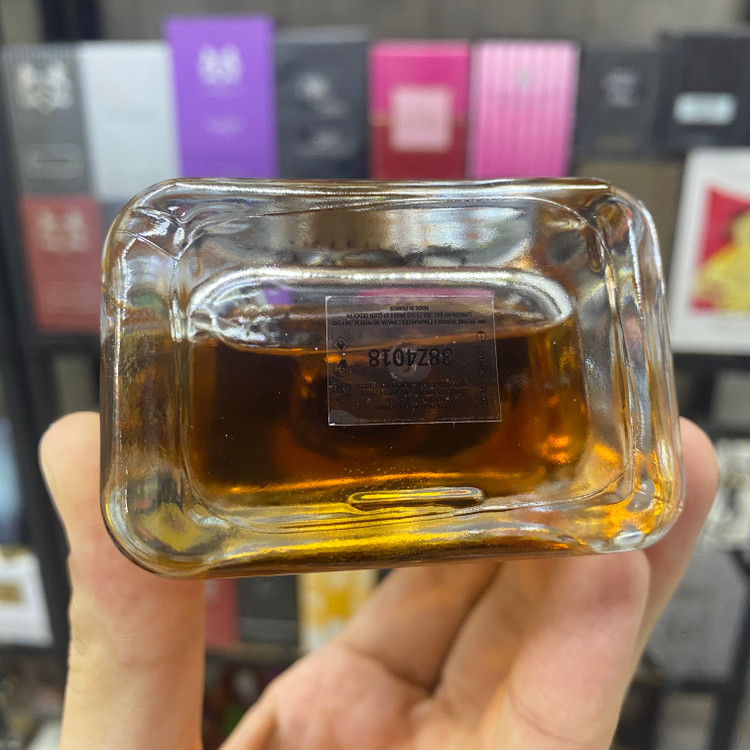 تستر عطر مردانه استرانگر ویت یو اینتنسلی - سفارش اروپا مسترکوالیتی 100 میل